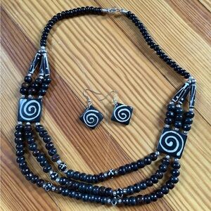 Necklace Earrings Set